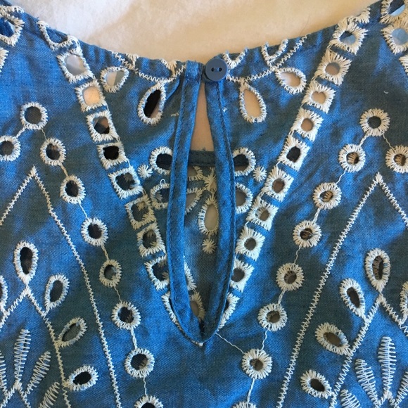 Embroidered Top - Picture 3 of 4